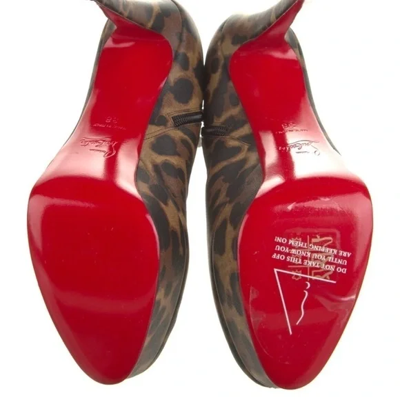 Christian Louboutin Bianca Leo print leather ankle bootie. EU38 kid leat… - Picture 3 of 7